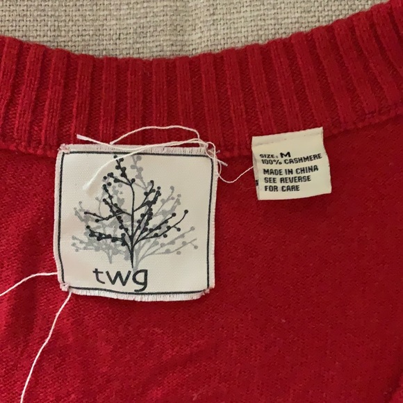 Cashmere Sweater with Bow - Picture 2 of 3